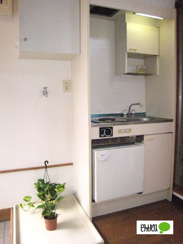 キッチン　電気コンロ（１口）付