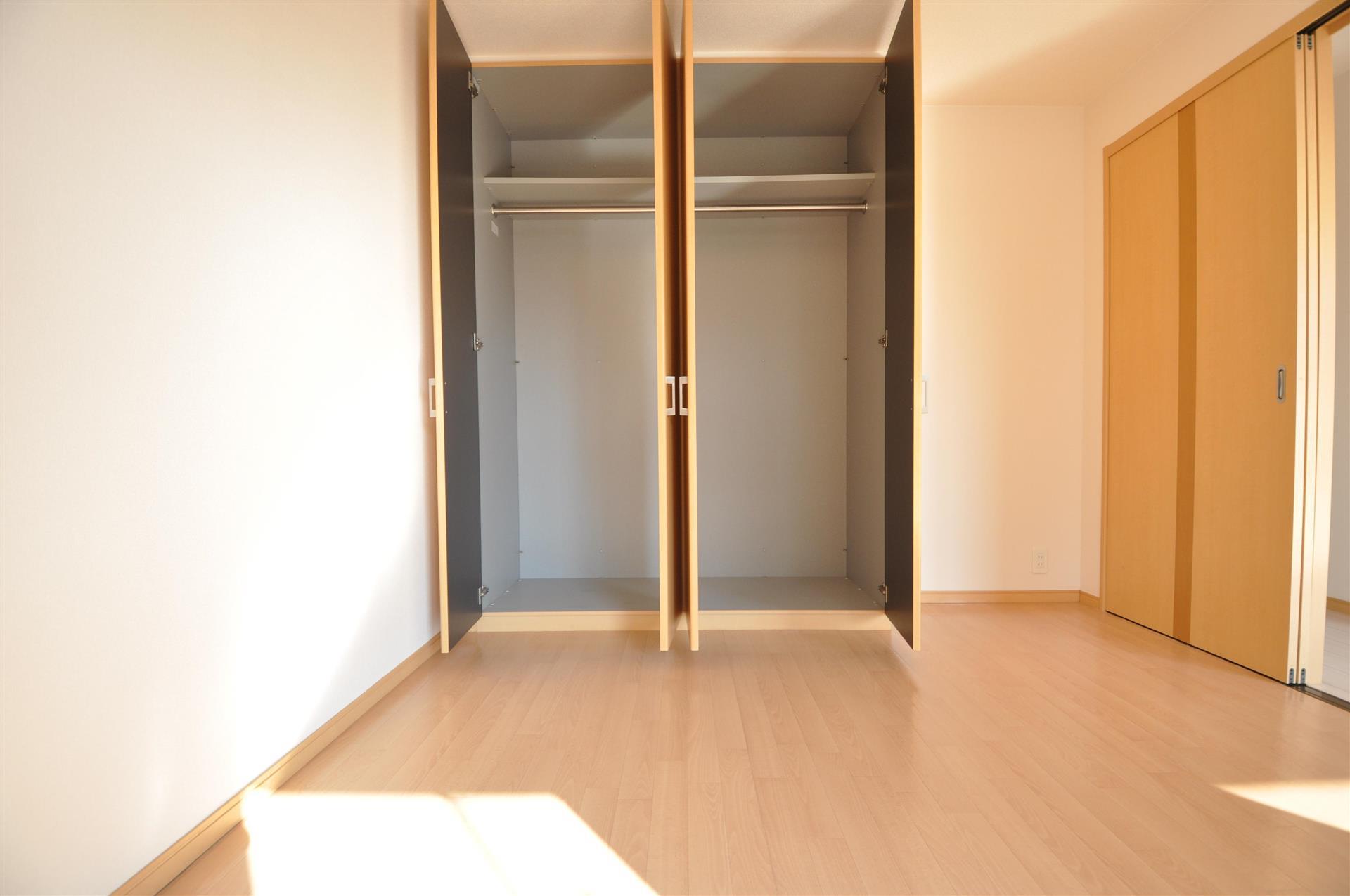 収納　クローゼット