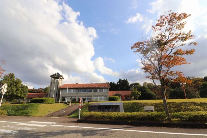 大学・短大　富山国際大学（大学・短大）まで366m