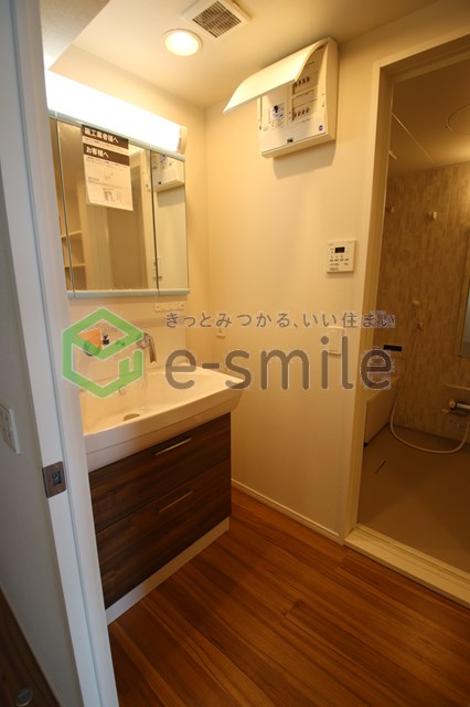 洗面設備　※同建築シリーズの内装写真 ※参考イメージ