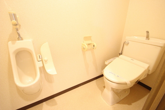 トイレ　※別部屋の写真です