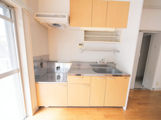 キッチン　※別部屋の写真です