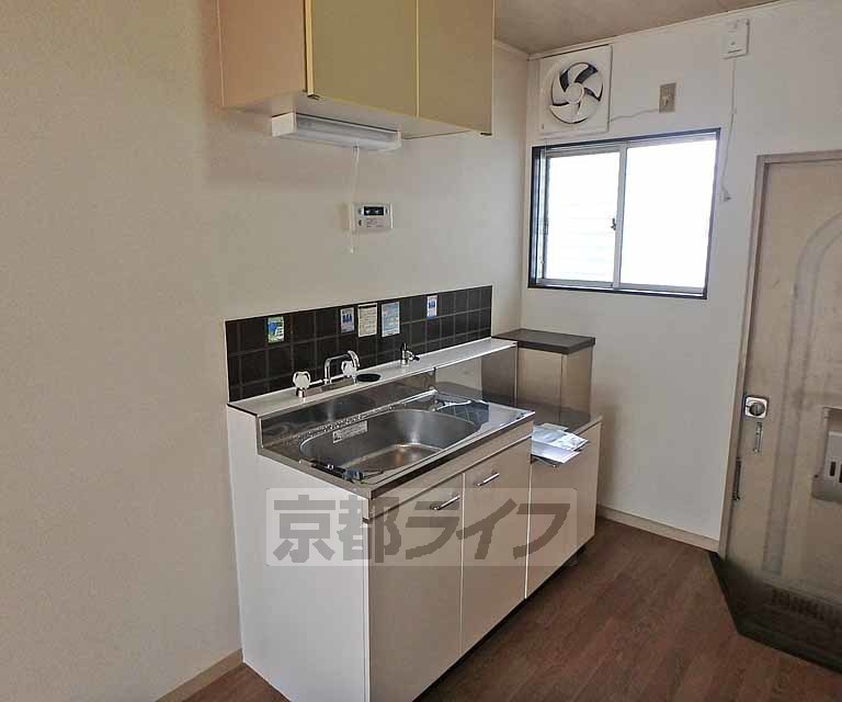 キッチン　２口コンロ設置可