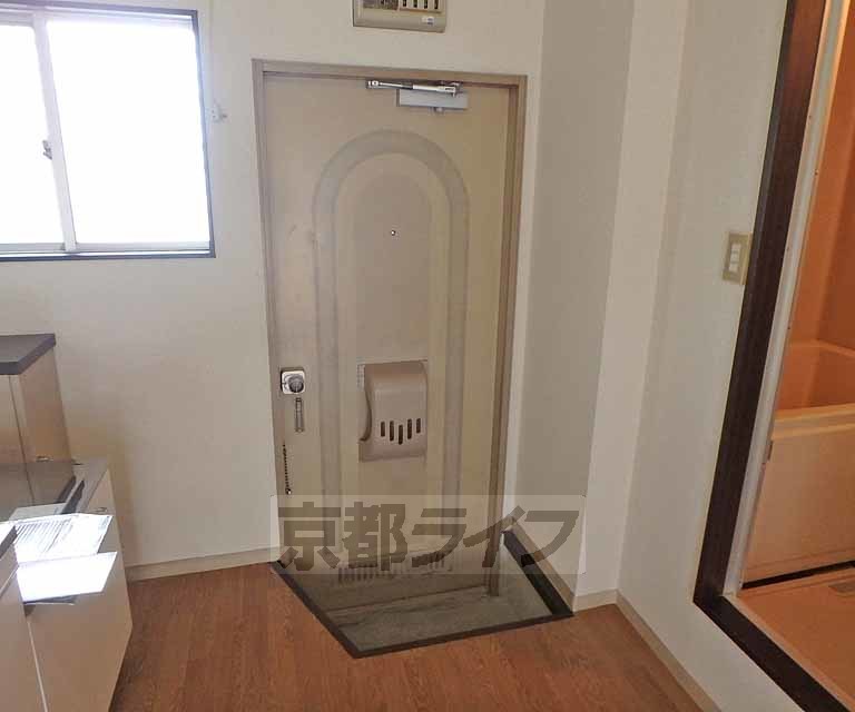 玄関　シューズボックスございます