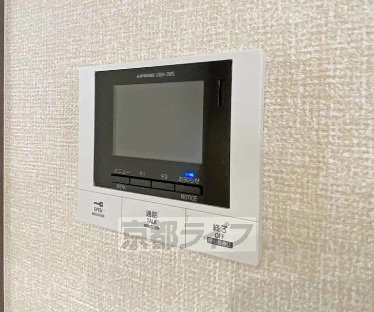 セキュリティ　モニターで来客の顔が確認できて安心です。