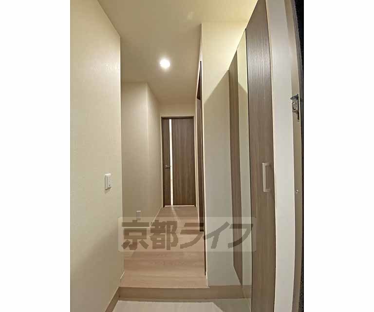 その他部屋・スペース　玄関から見たところです。