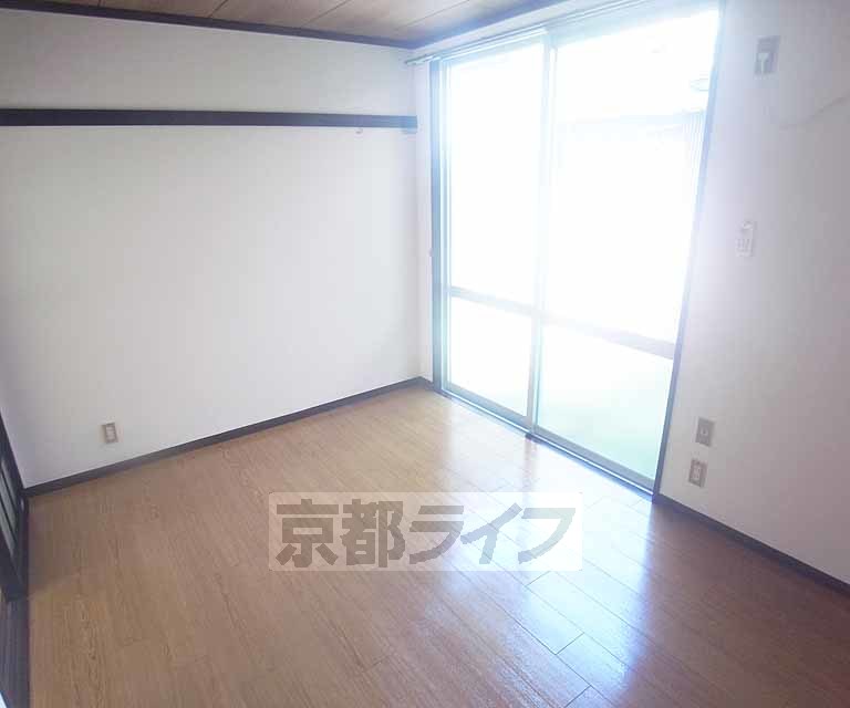 居室・リビング　綺麗な居室です。