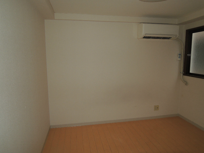 その他設備　エアコン付き