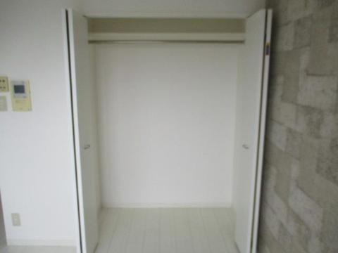 収納　クローゼット