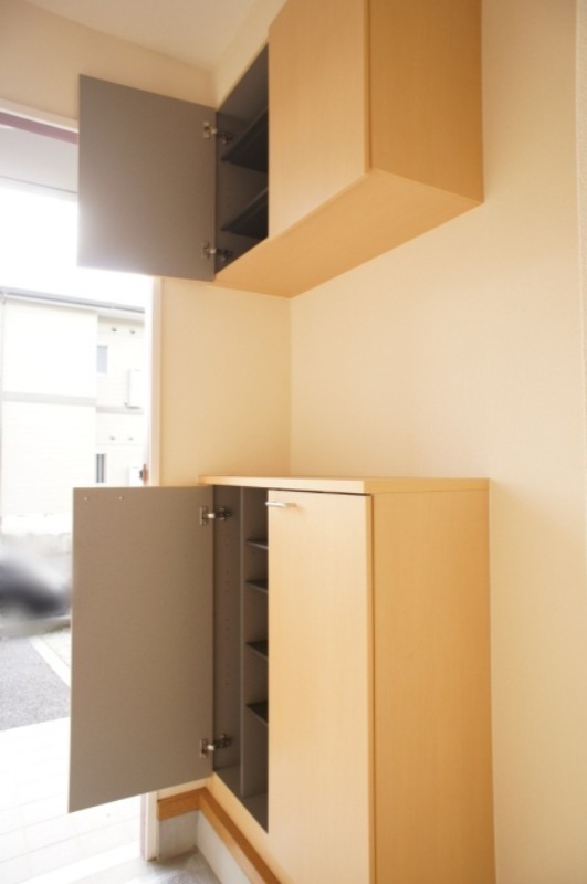 玄関　図面と現状に相違がある場合には現状を優先