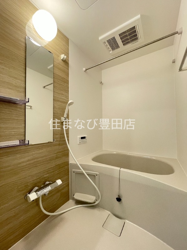 バス・シャワールーム　別部屋写真