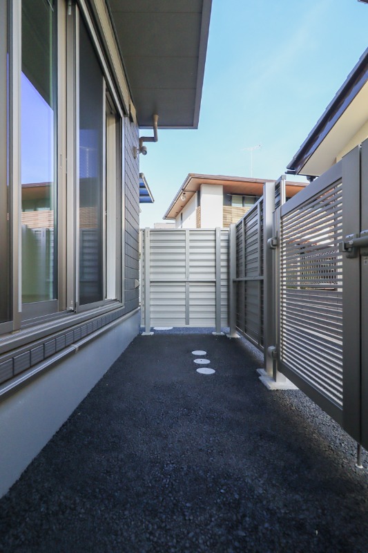 バルコニー　図面と現状に相違がある場合には現状を優先