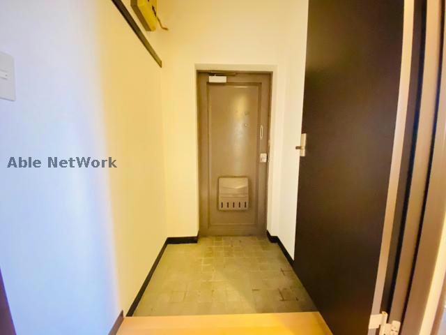 玄関　同型別号室