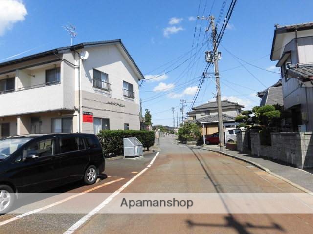 その他　前面道路（その他）まで0m