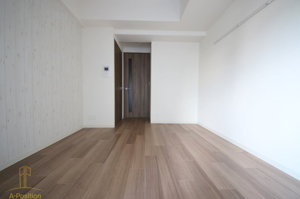 居室・リビング　プレサンス大手前ピリオド