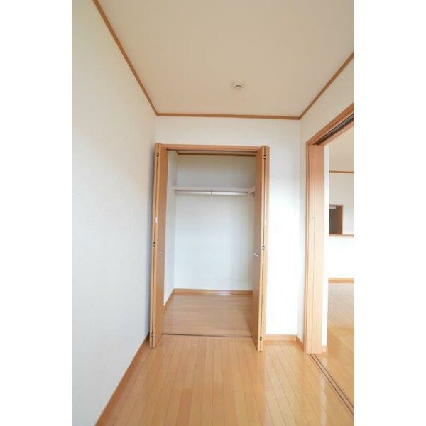 収納　写真は別部屋の為現況と異なる場合がございます