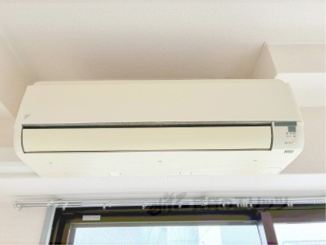 その他設備　給湯器リモコン