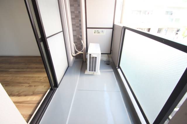 バルコニー　広々バルコニーです。