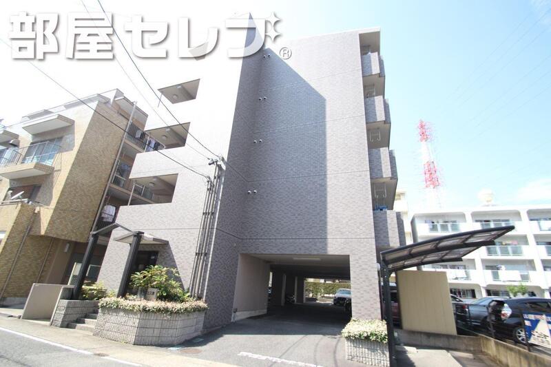 建物外観　綺麗な外観ですね。