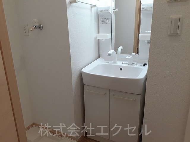 洗面設備　洗髪洗面台です。