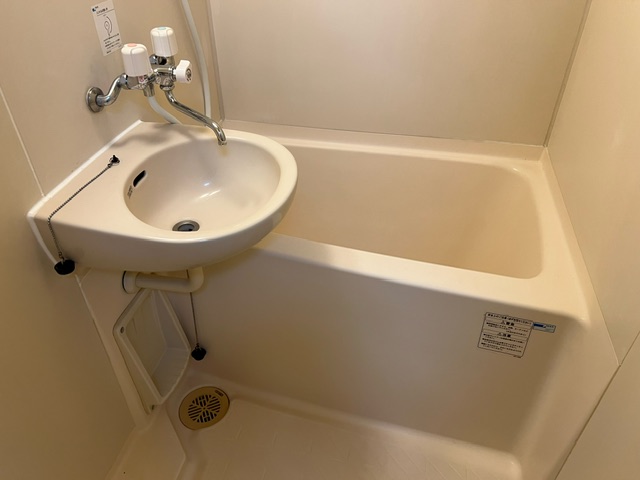 バス・シャワールーム　現況優先