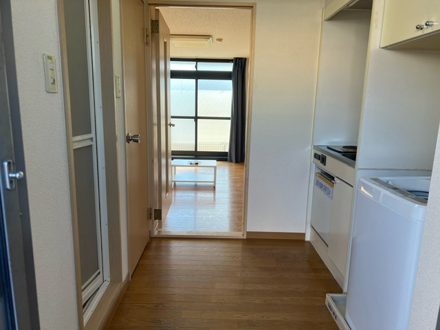 玄関　現況優先