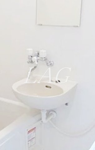 洗面設備　洗面台です。