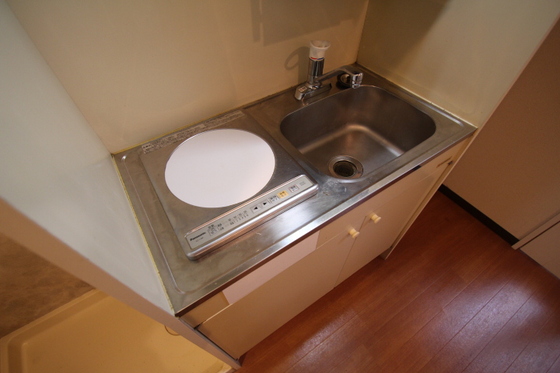 キッチン　※別部屋の写真です