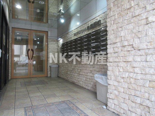 エントランス　建物の内部です