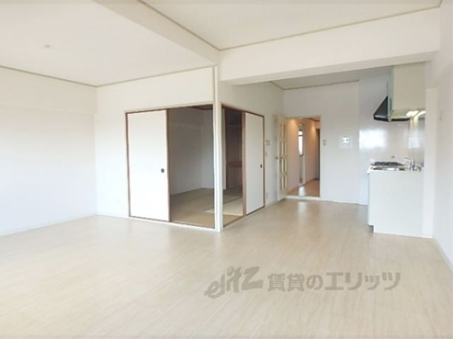 居室・リビング　リビング