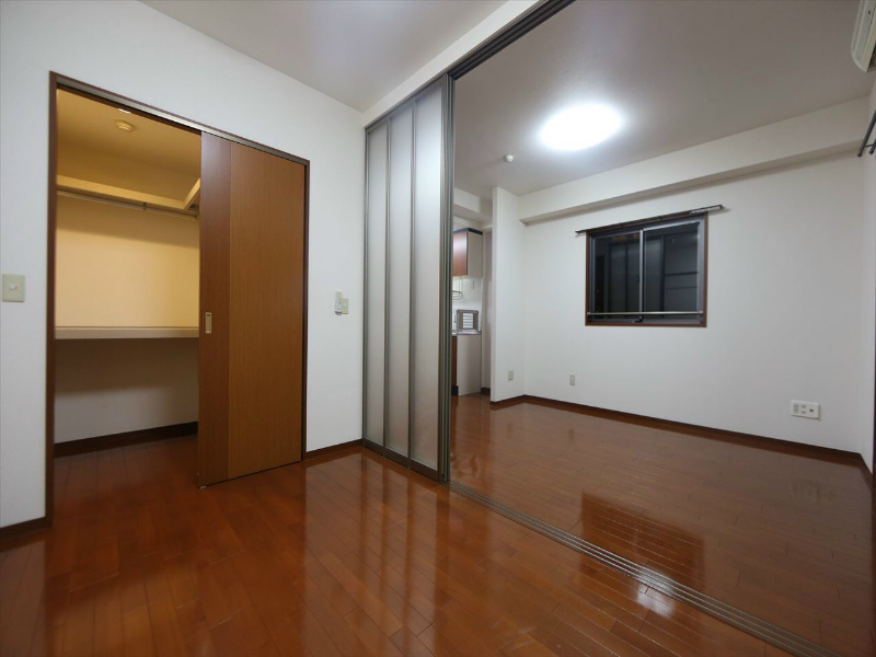 その他部屋・スペース　ＬＤＫ9.6帖　洋室4.6帖　つなげても仕切っても使えます