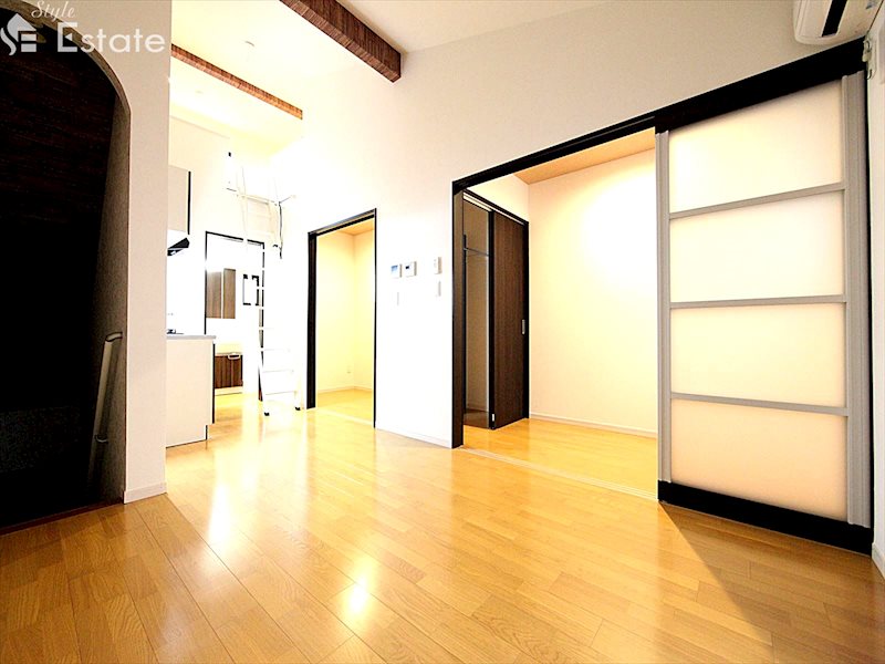 居室・リビング　リビング