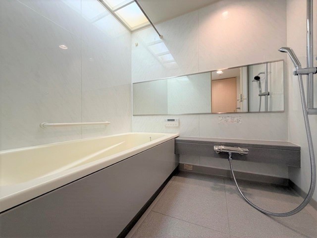 バス・シャワールーム　浴室