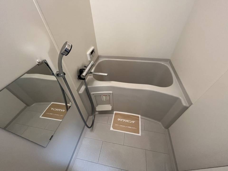 バス・シャワールーム　浴室