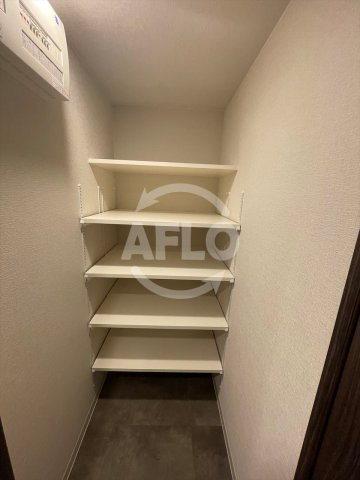 その他設備　コンフォリア・リヴ博労町一丁目Q　シューズボックス
