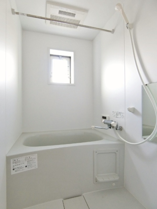 バス・シャワールーム　図面と現状に相違がある場合には現状を優先