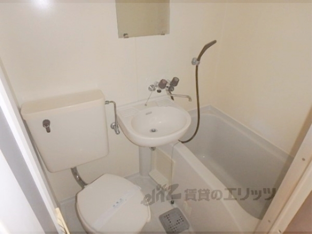 バス・シャワールーム　ユニットバス