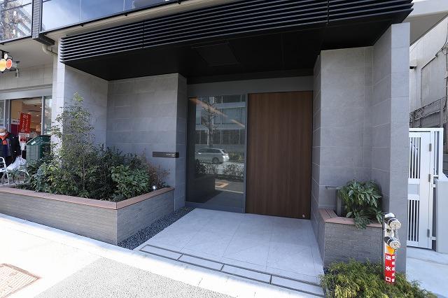 エントランス　エントランス