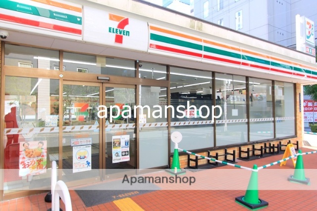 コンビニ　セブンイレブン（コンビニ）まで160m