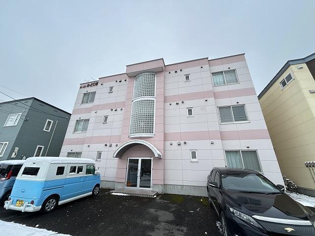 Ｅ２１－みどり野の建物外観