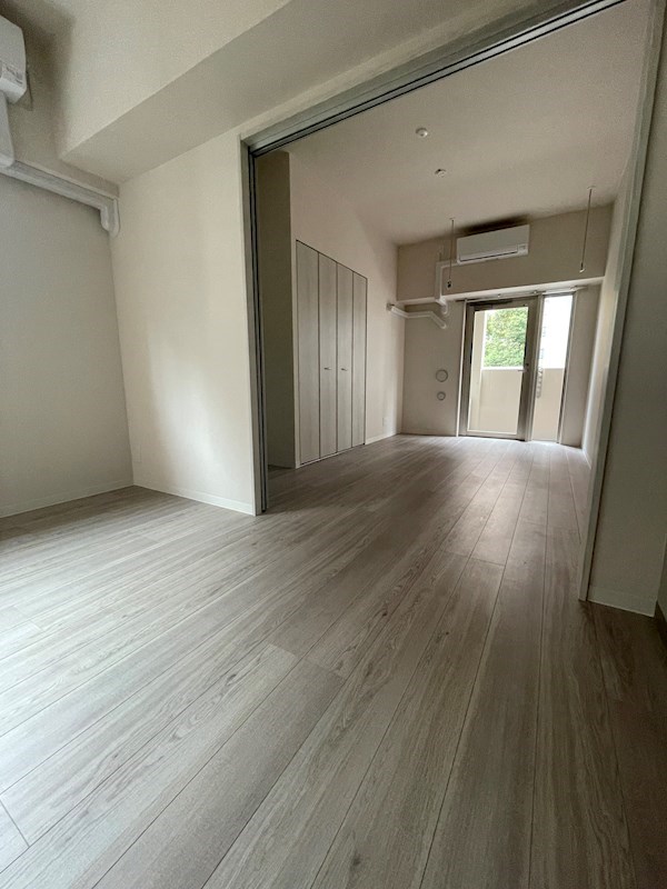 居室・リビング　※別部屋参考写真