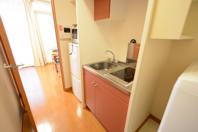 キッチン　壁付けキッチンでスペースを有効活用できます！