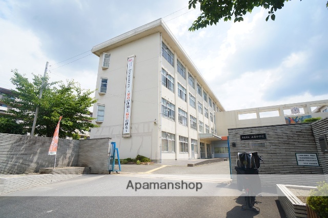 中学校　奈良市立三笠中学校（中学校）まで1003m