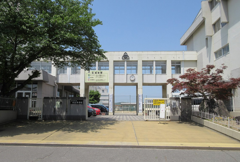 中学校　城乾中学校（中学校）まで607m