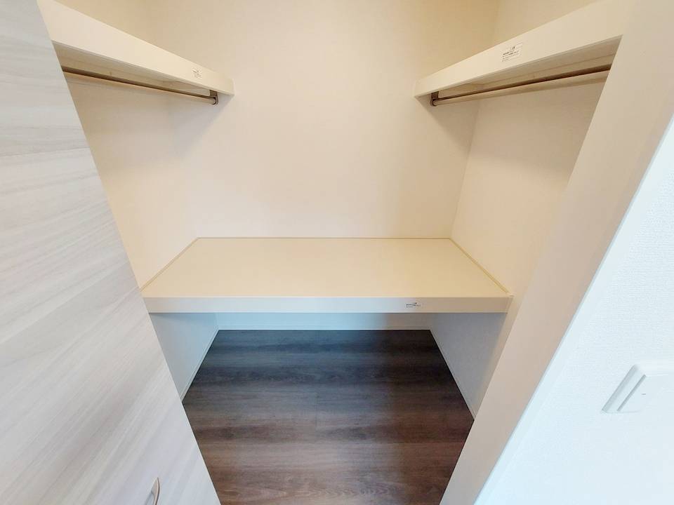 収納　ウォークインクローゼット