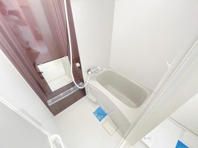 バス・シャワールーム　お問い合わせはミニミニ徳重店へ。