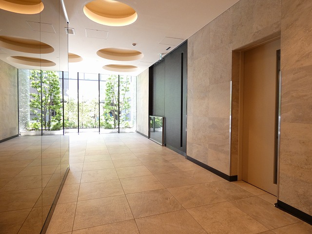 ロビー　ロビー