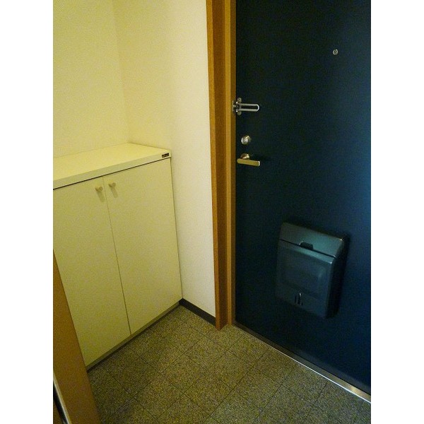 玄関　シューズＢＯＸあり♪