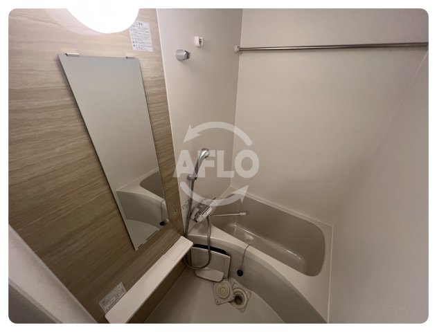 バス・シャワールーム　エスリードレジデンスグラン大阪福島ノース　浴室