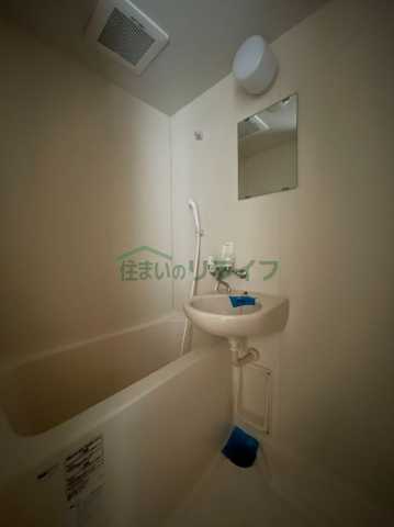 バス・シャワールーム　別部屋参考写真